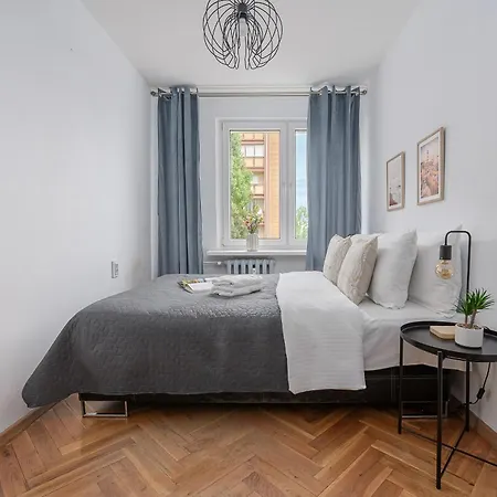 Апартаменти Lumina I 3-room With Balcony Near Zoo I Vistula